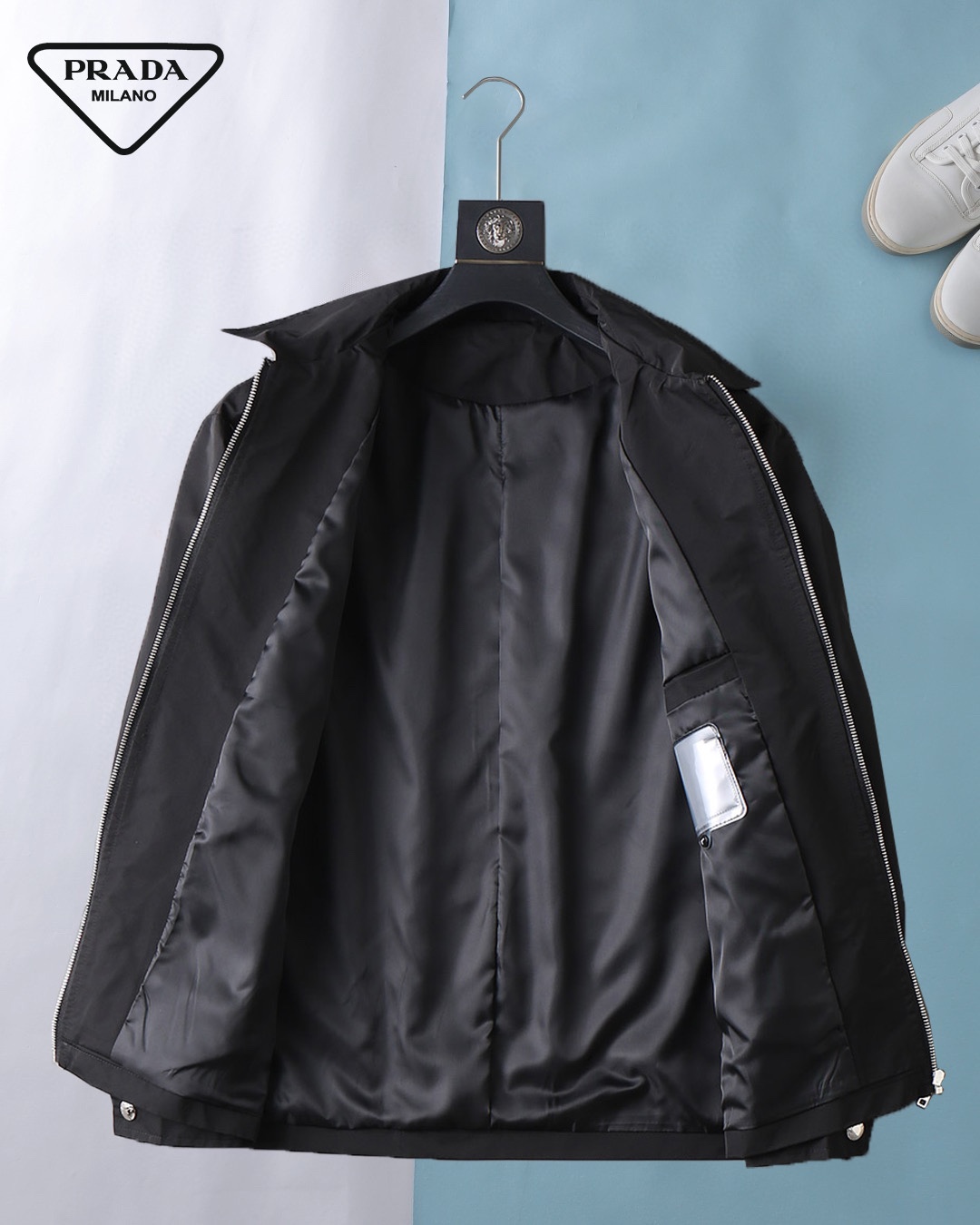 Hoodies & Sweatshirts