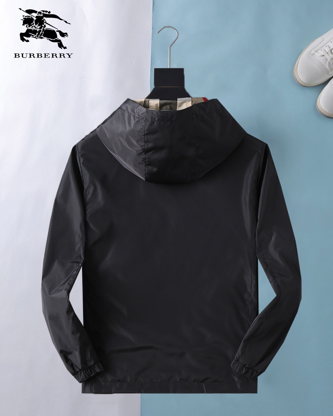 Hoodies & Sweatshirts