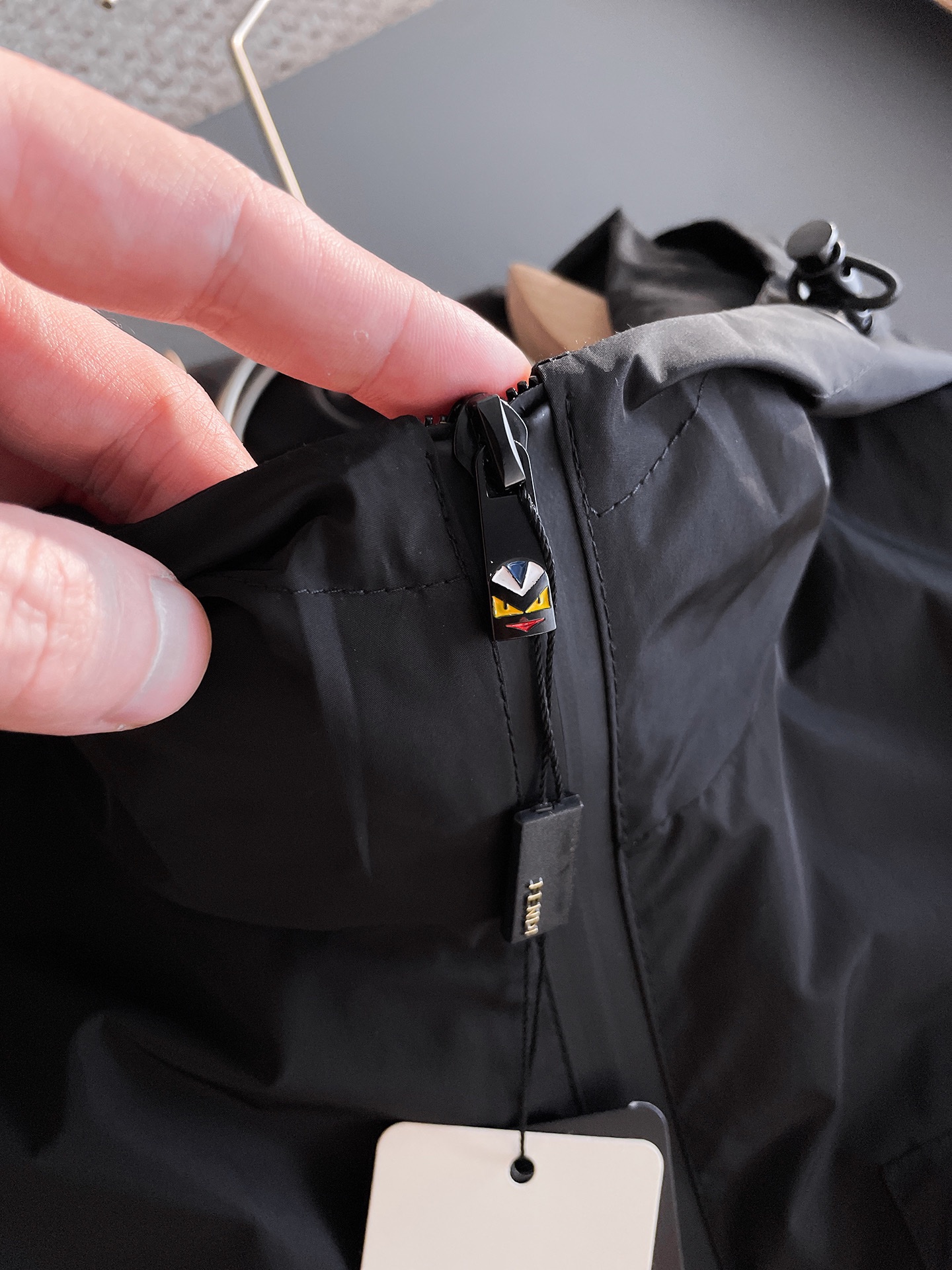 Hoodies & Sweatshirts