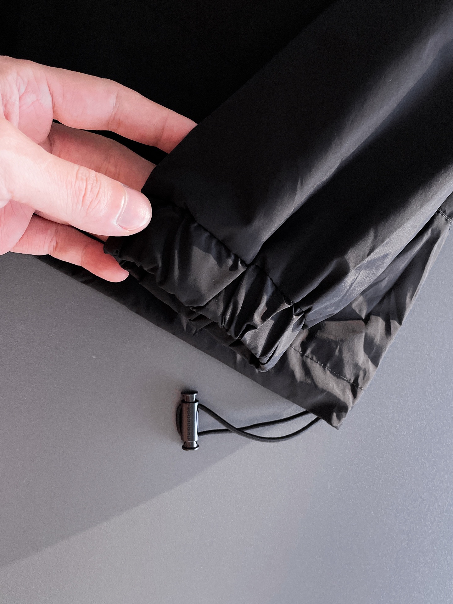 Hoodies & Sweatshirts