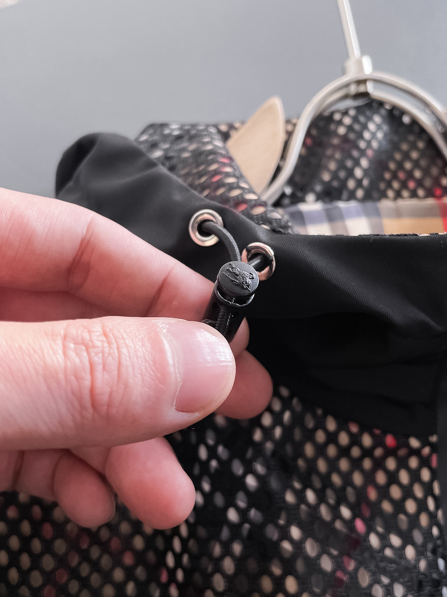 Hoodies & Sweatshirts