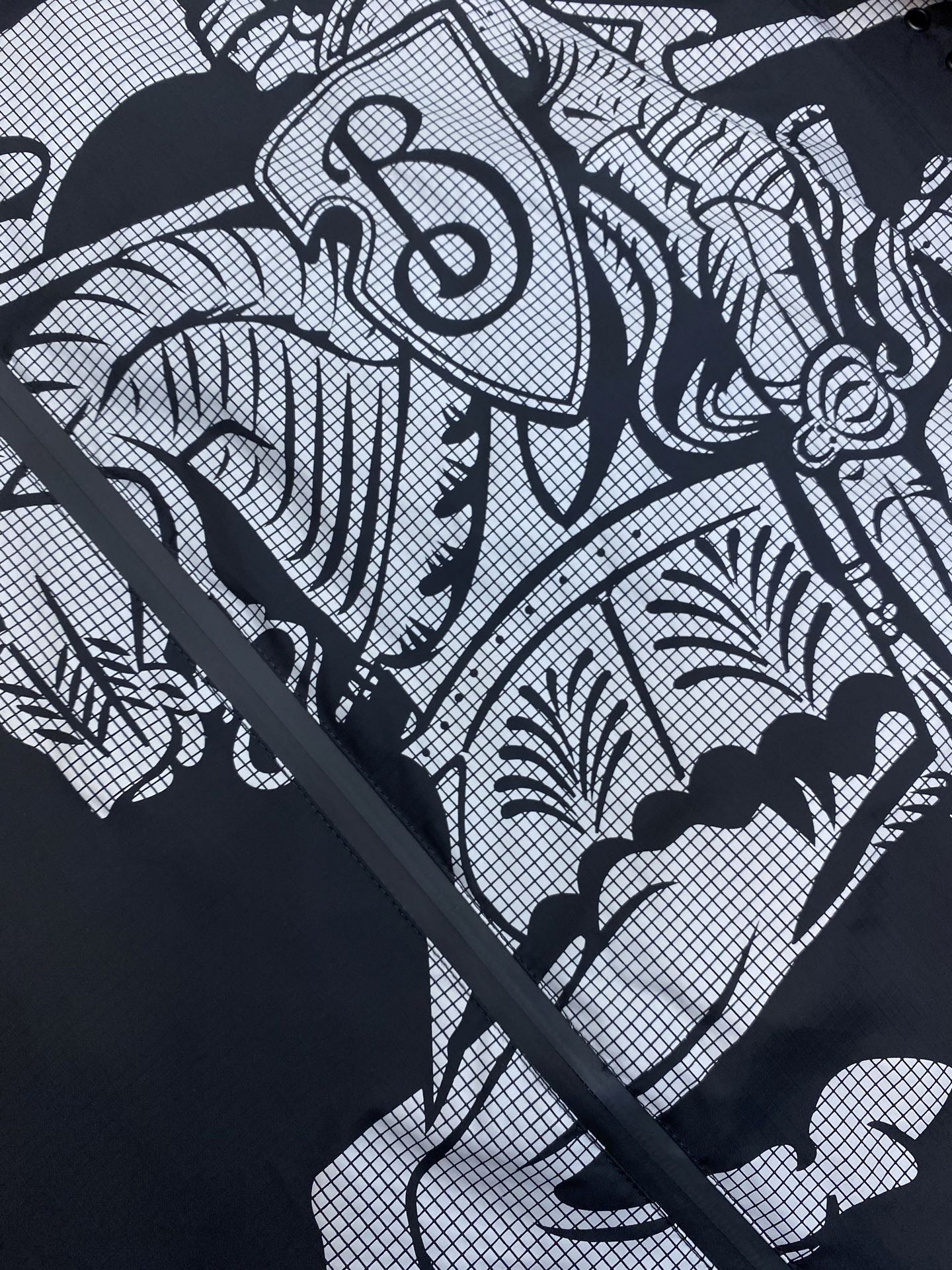 Hoodies & Sweatshirts