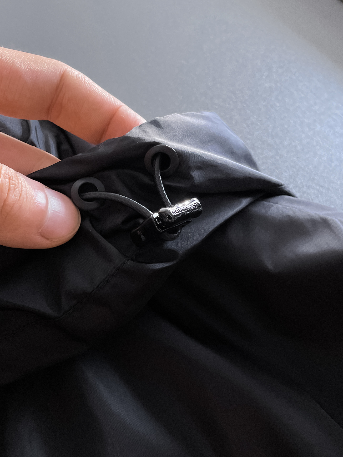 Hoodies & Sweatshirts