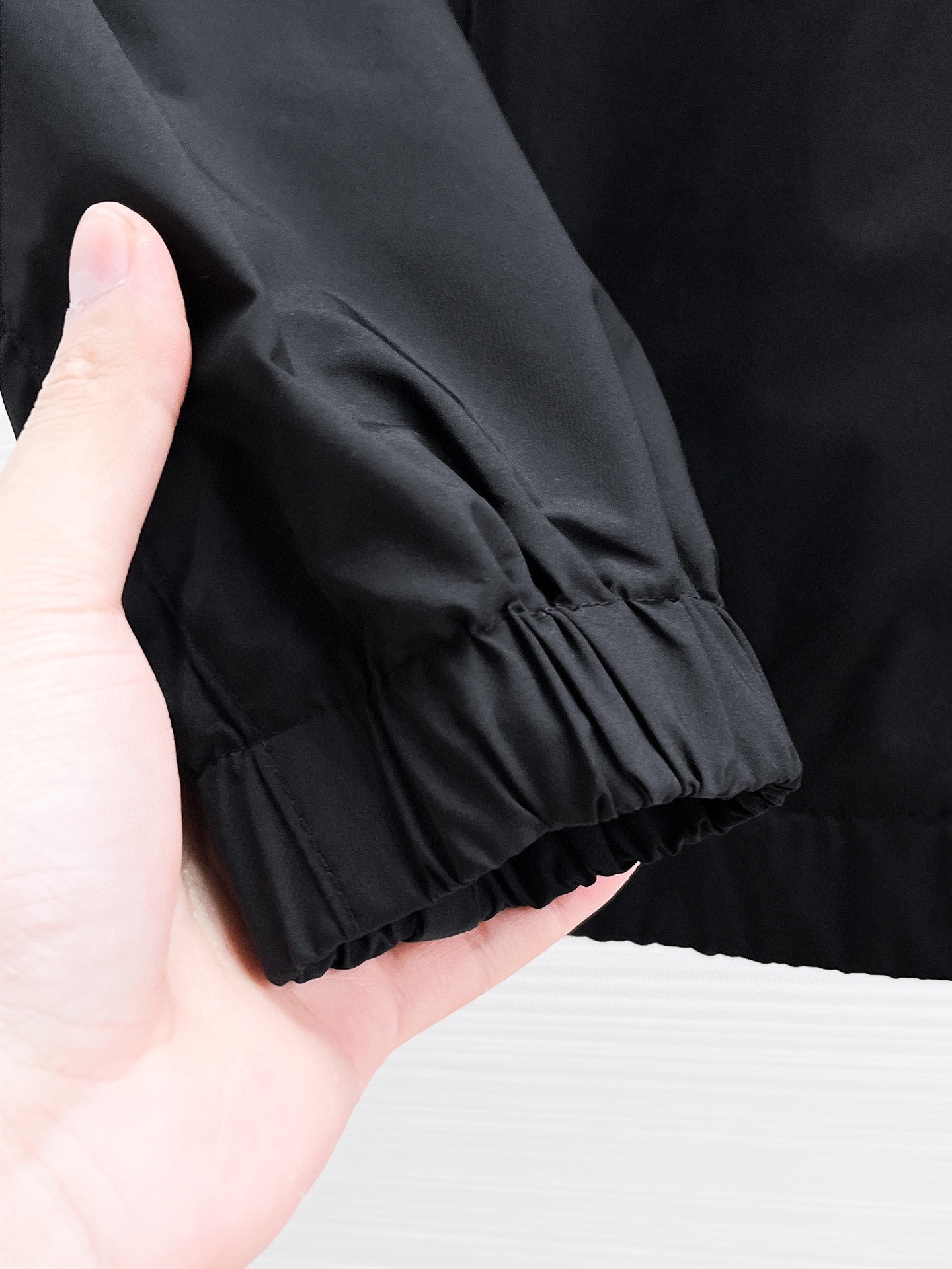 Hoodies & Sweatshirts