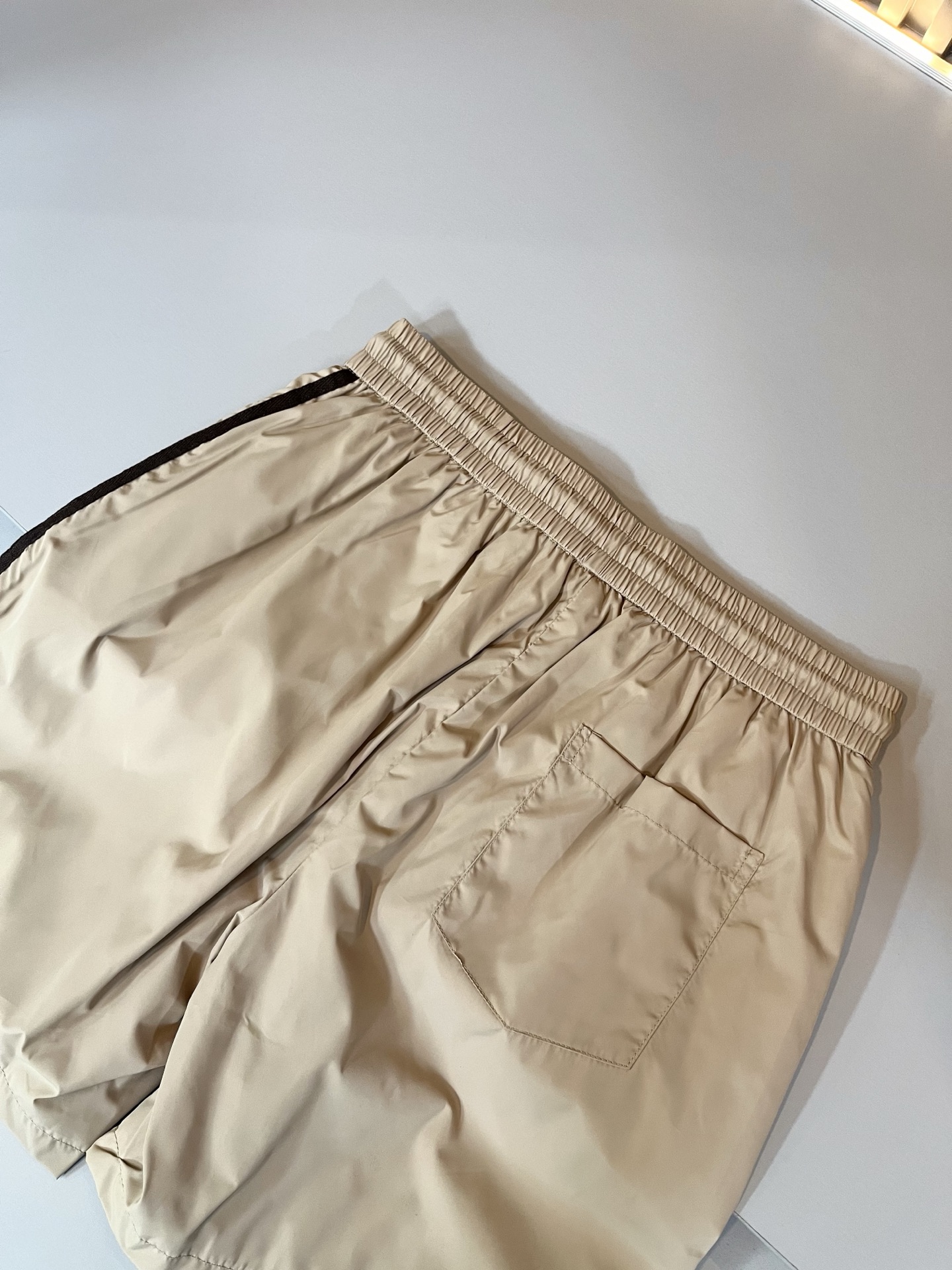 Hoodies & Sweatshirts