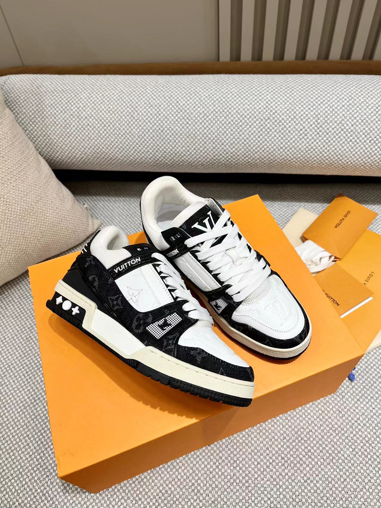 Womens shoes collection