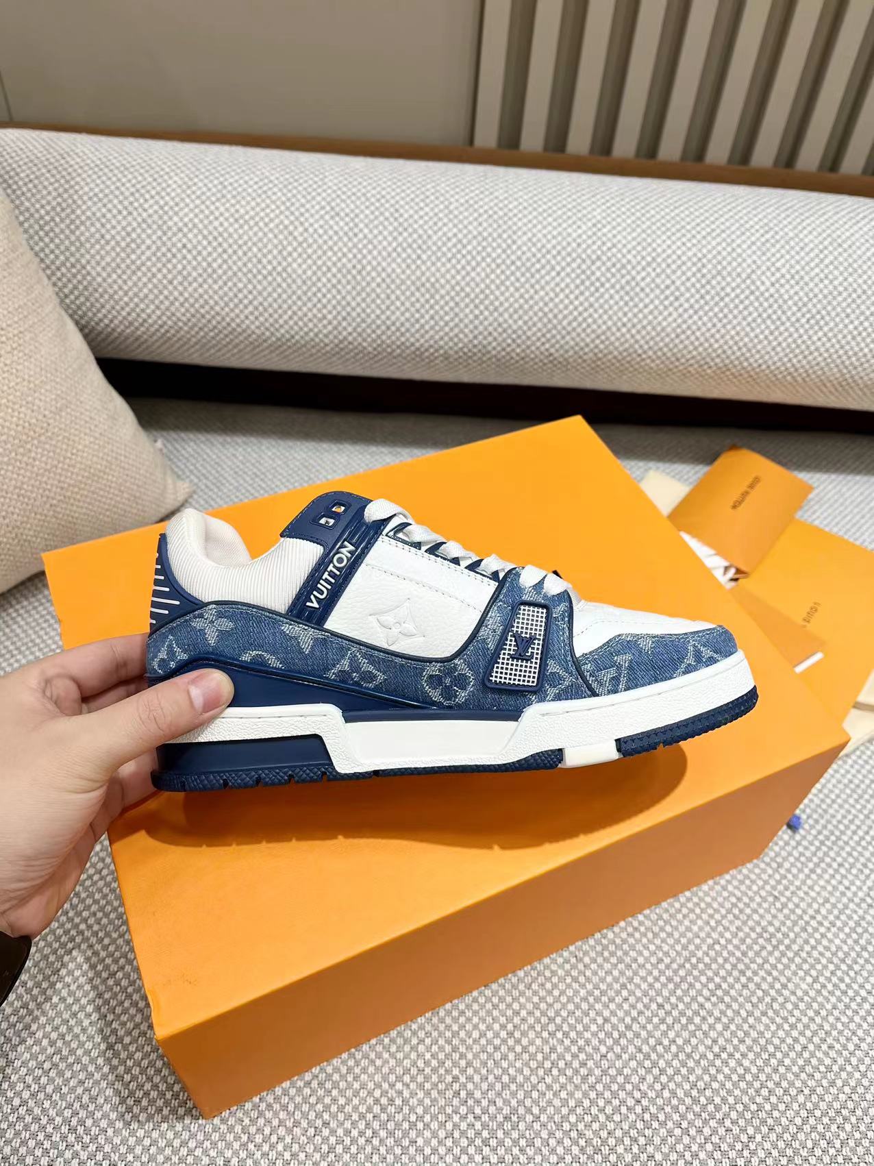 Womens shoes collection