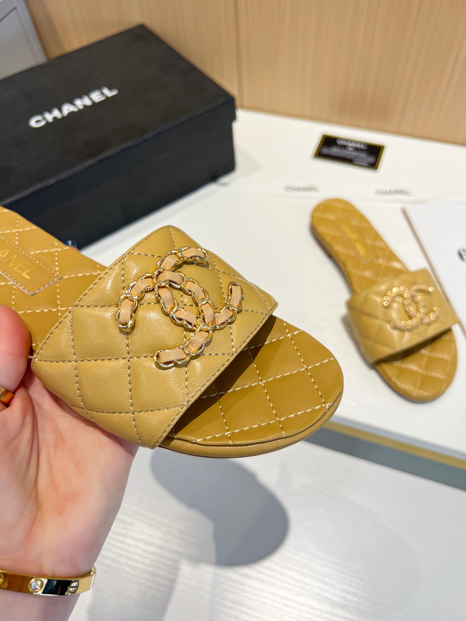 ChanelSHOES