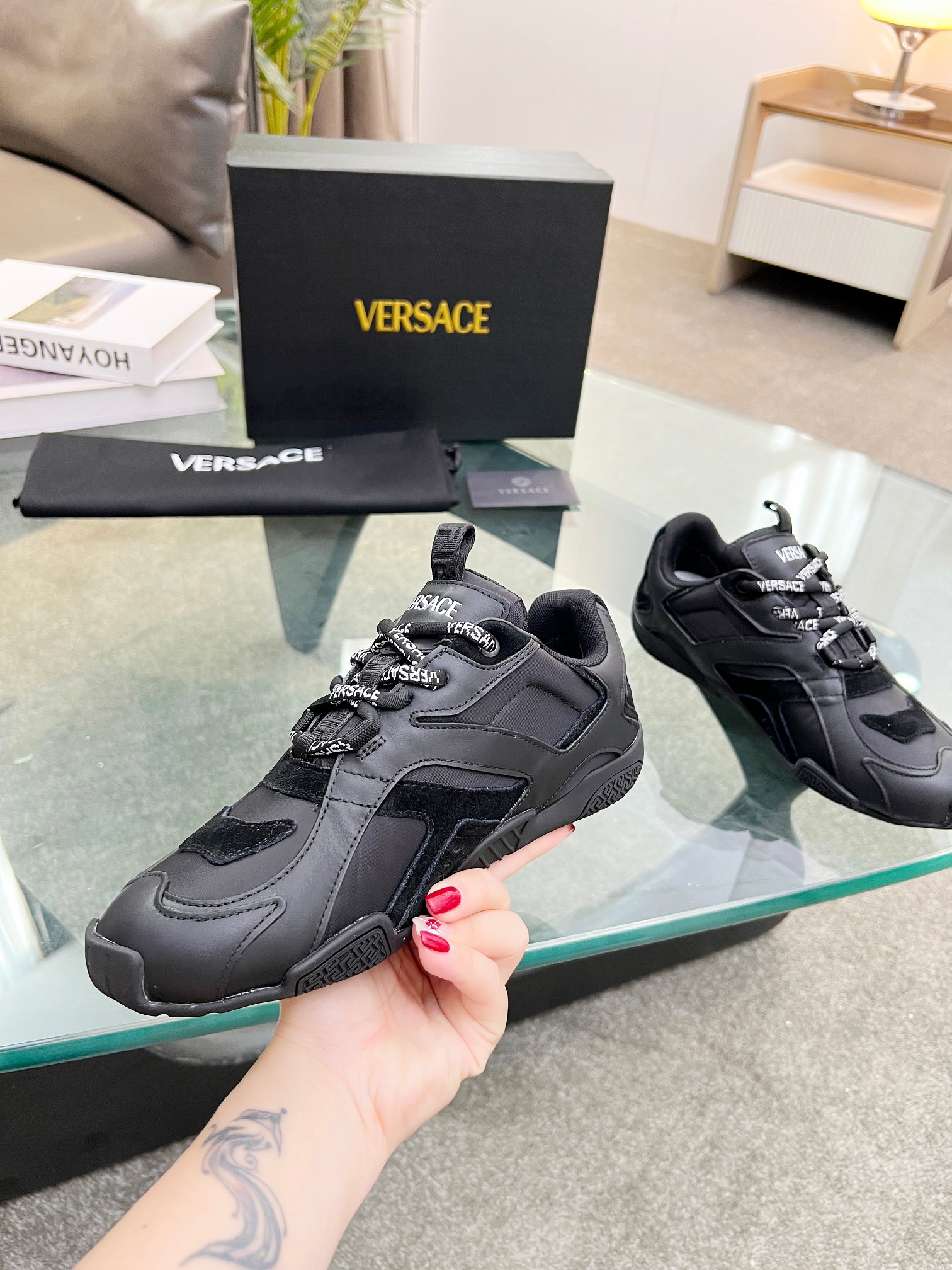 VersaceSHOES