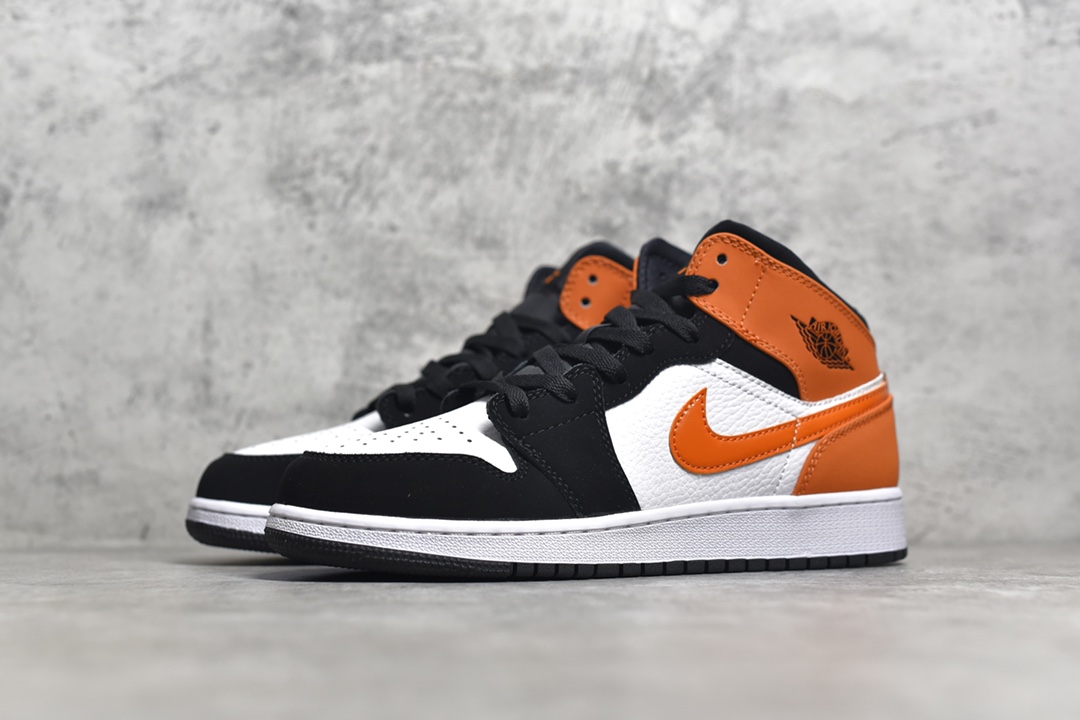 AirJordan1MidSHOES