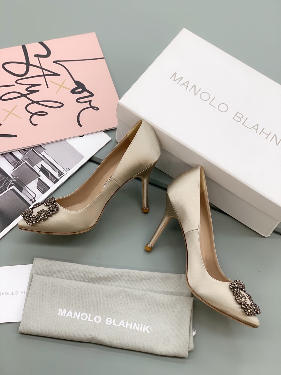 Womens shoes collection