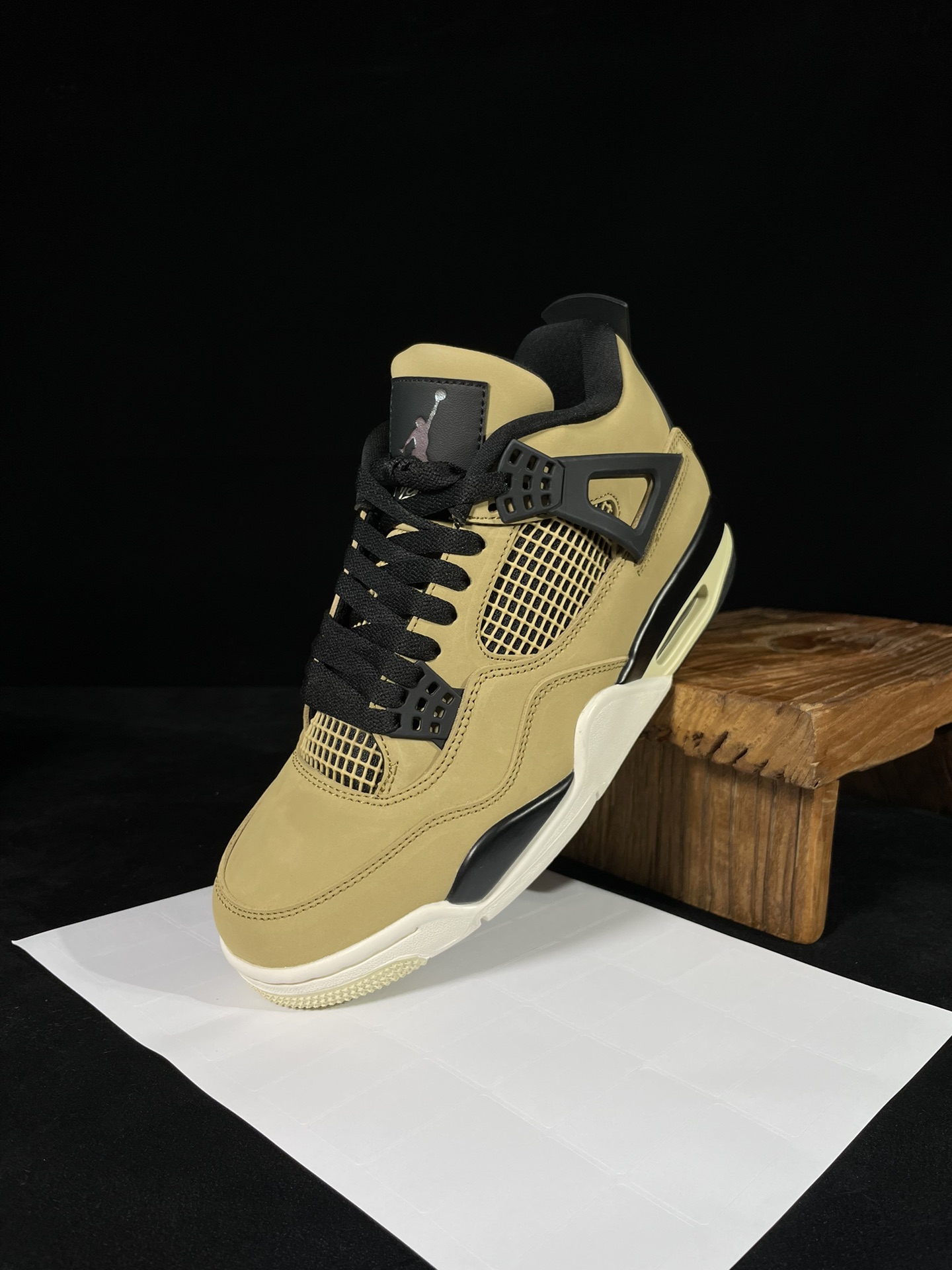 AirJordan4SHOES