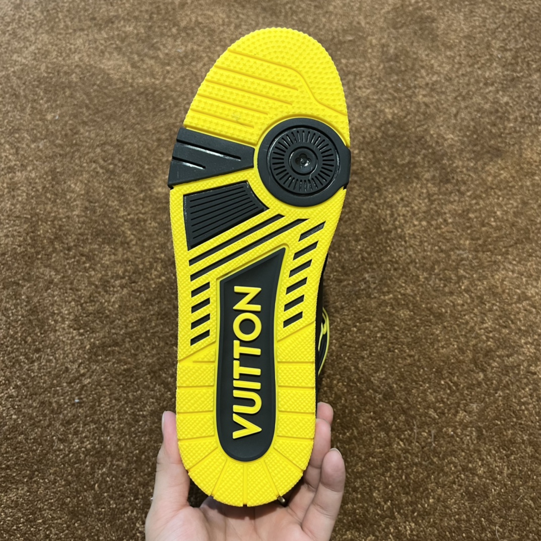 Womens shoes collection