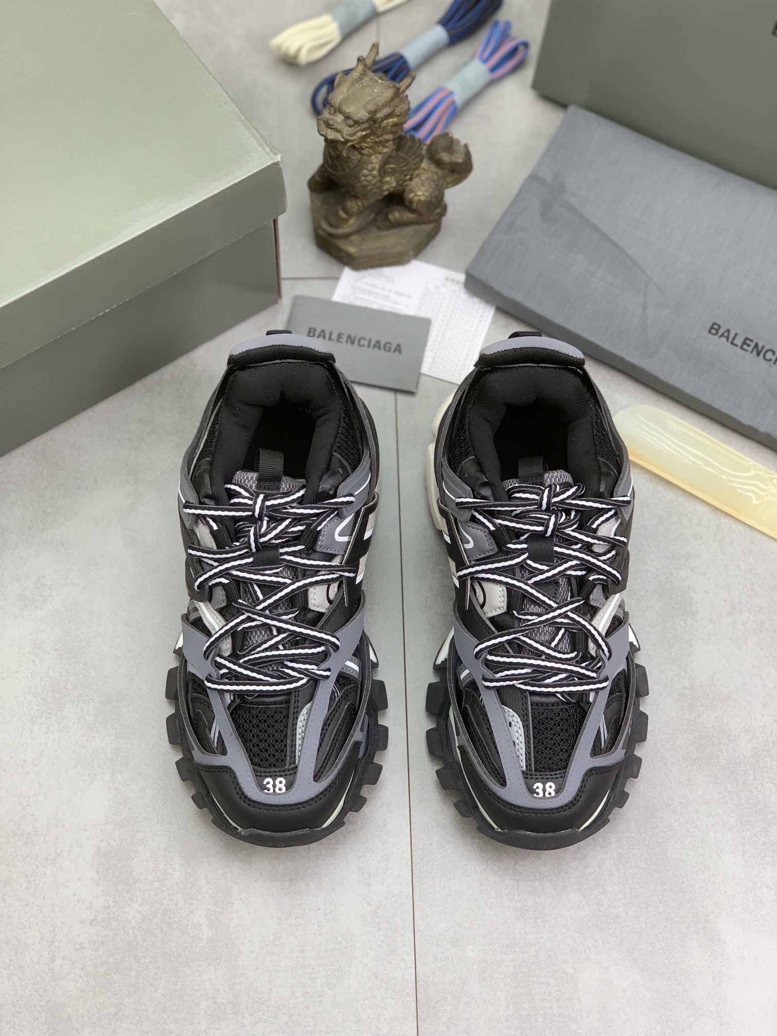 BalenciagaSHOES