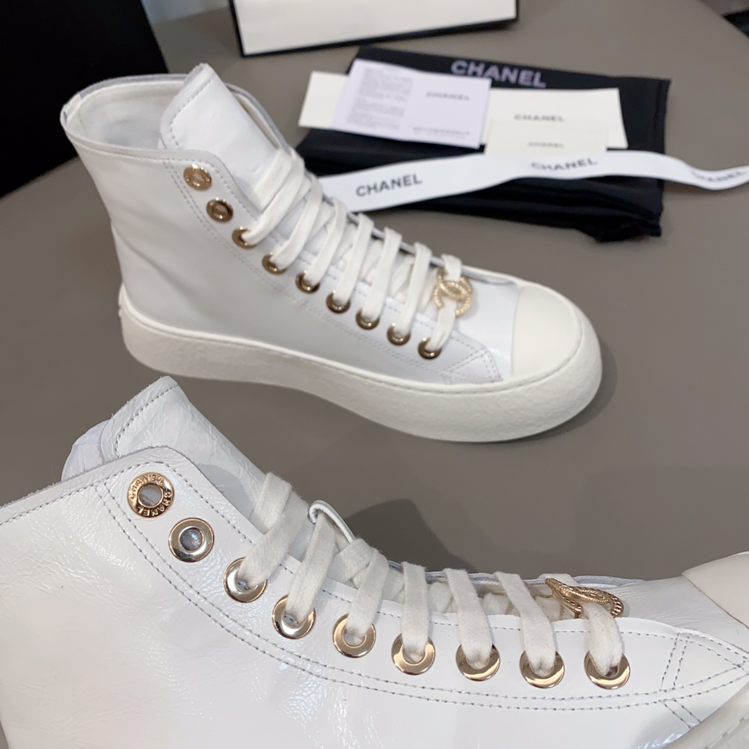 Womens shoes collection