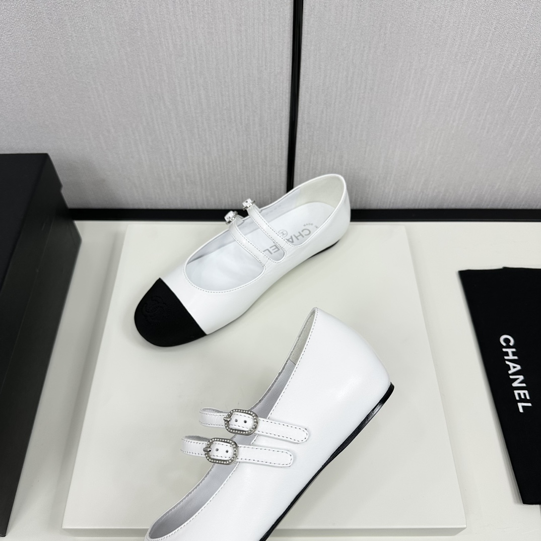 Womens shoes collection