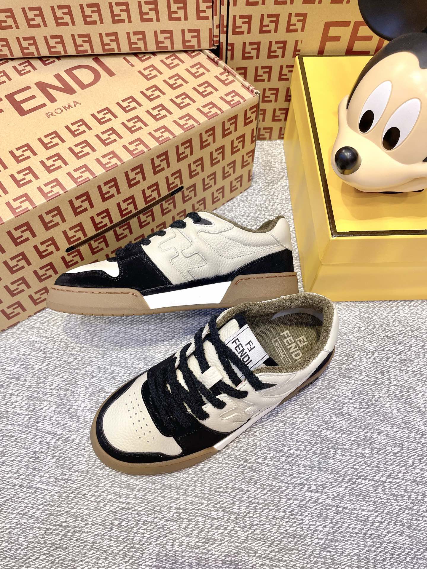 FendiSHOES
