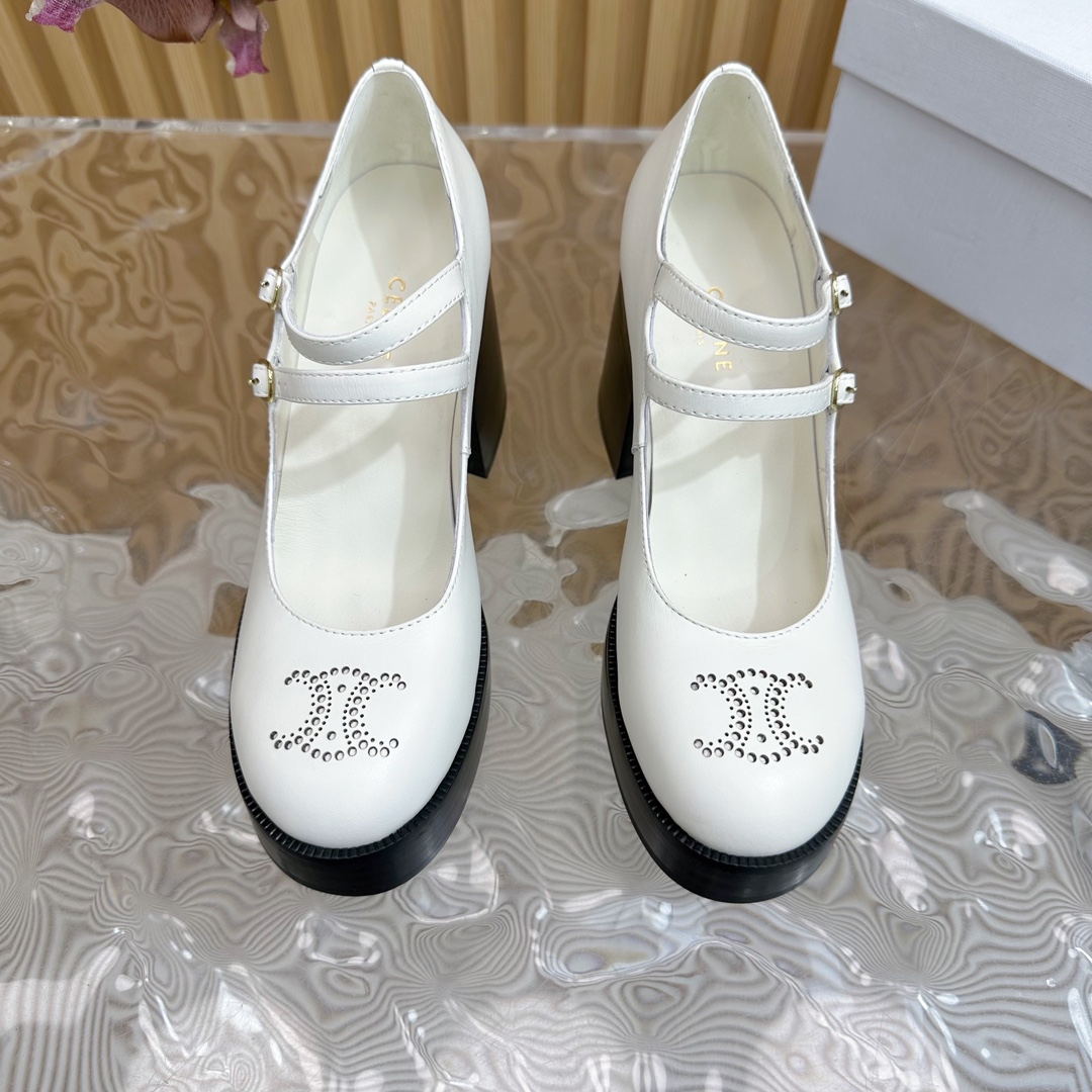 Womens shoes collection