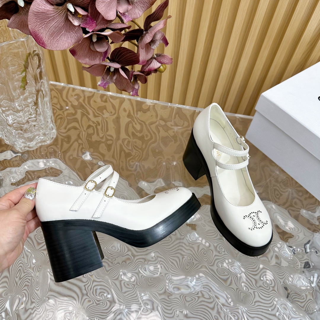 Womens shoes collection