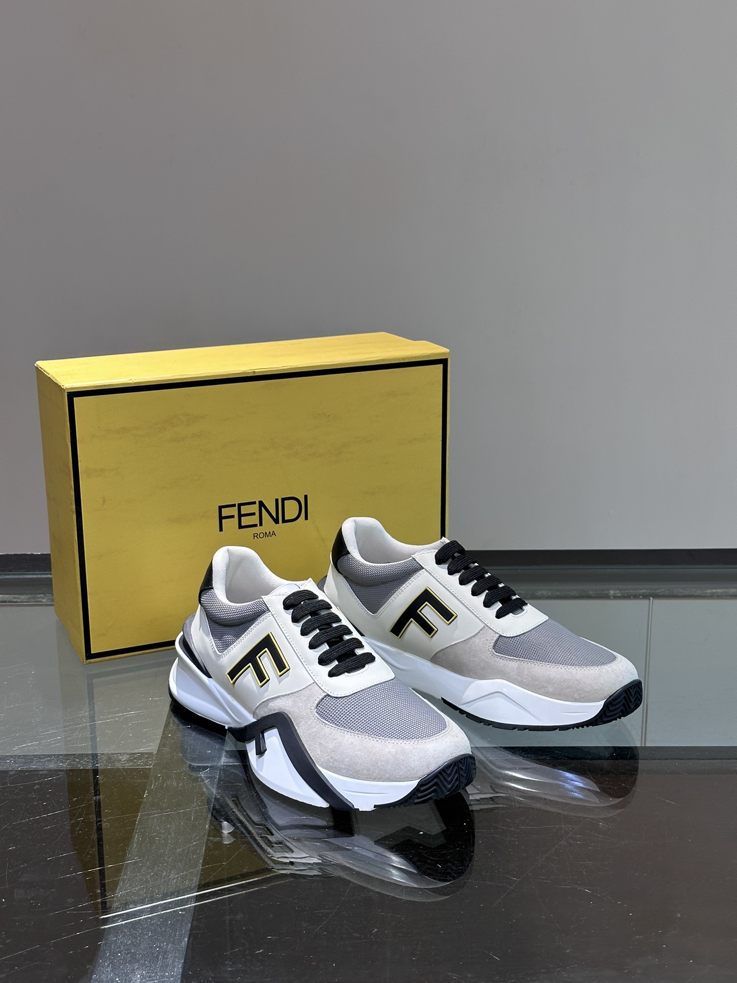 FendiSHOES