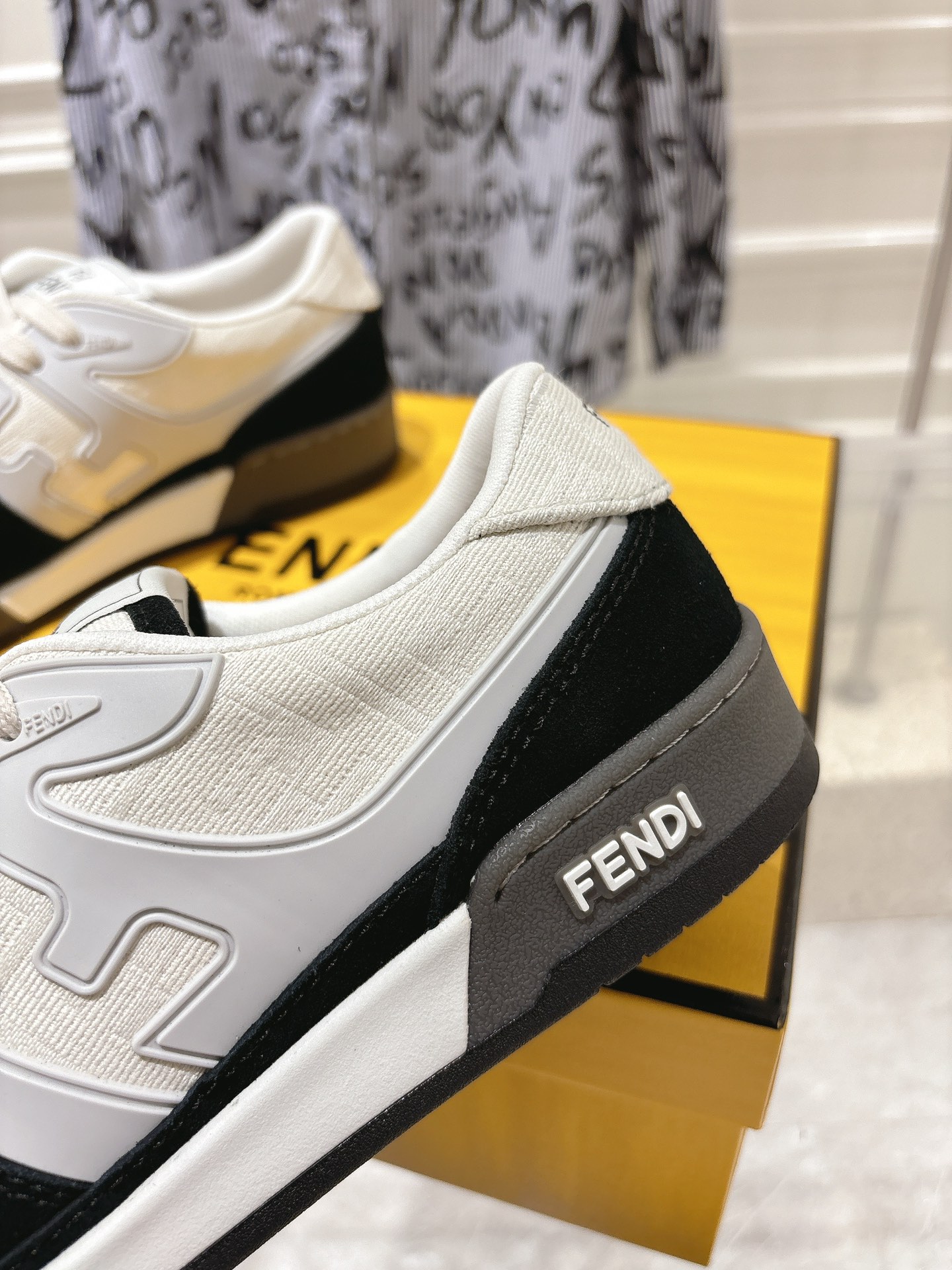 FendiSHOES