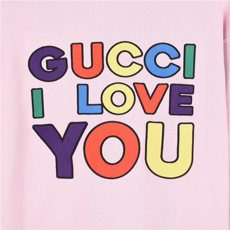 Hoodies & Sweatshirts