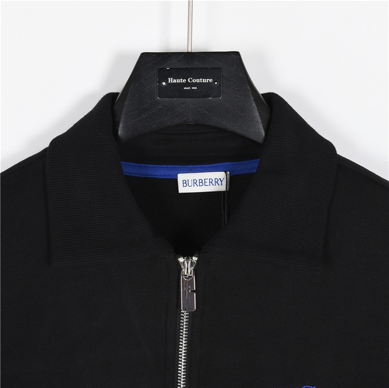 Hoodies & Sweatshirts