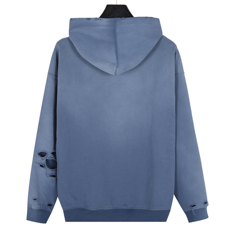 Hoodies & Sweatshirts